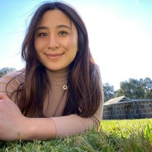 Meet your Posher, Linh